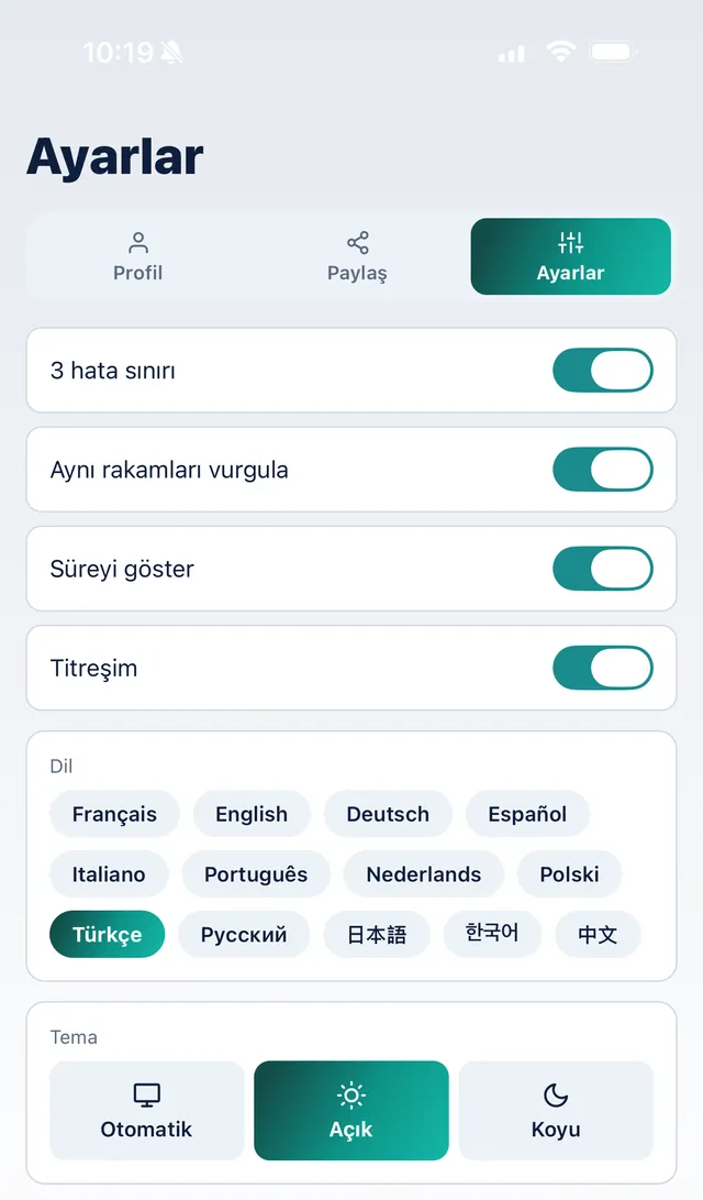 SudoKoum ayarları: seçilecek 13 dil ve açık, koyu ya da otomatik tema